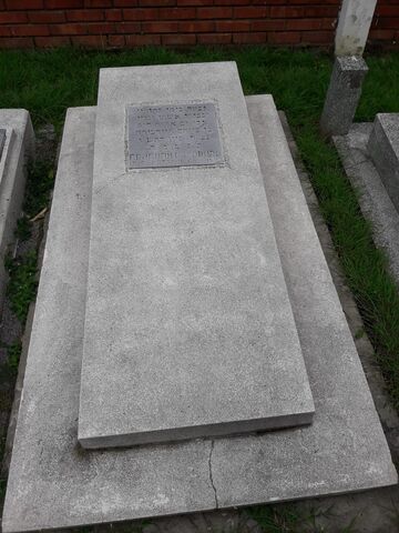 Lápida de Abraham Reydburd