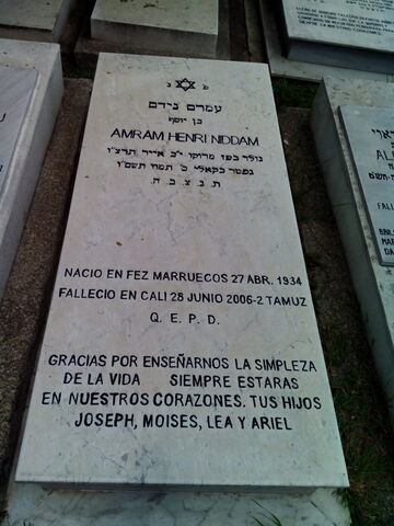 Lápida de Amram Henri Niddam