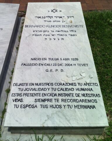 Lápida de Bernardo Klinger Banveniste