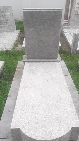 Lápida de Chaskiel Rzonzew