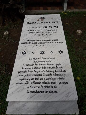 Lápida de Claudia Liliana Ricci Mesa