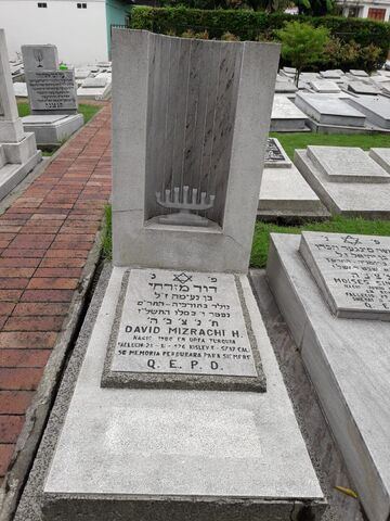 Lápida de David Mizrachi H.