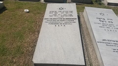 Lápida de Dora Soloveitchik de Borgenicht