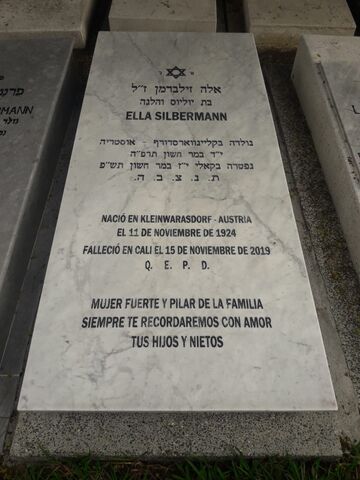 Lápida de Ella Silbermann