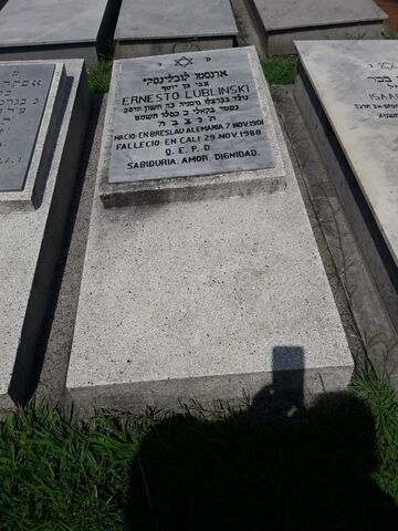 Lápida de Ernesto Lublinski