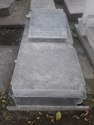 Lápida de Felipe Sadovnik