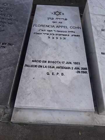 Lápida de Florencia Appel