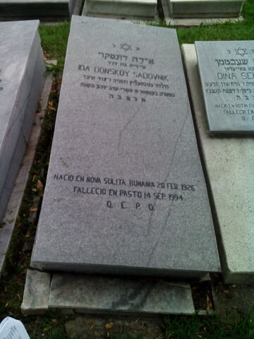 Lápida de Ida Donskoy Sadovnik
