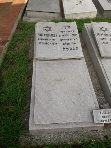 Lápida de Isaac Bronstein