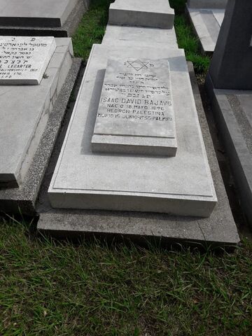 Lápida de Isaac David Bajayo