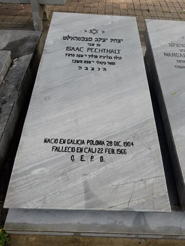 Lápida de Isaac Pechthalt