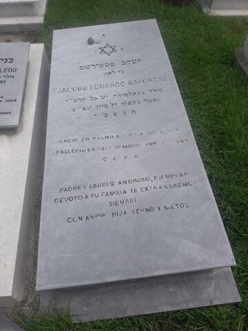 Lápida de Jacobo Eduardo Saportas