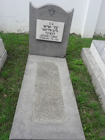 Lápida de Jacobo I Coriat