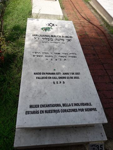 Lápida de Jana (Juana) Malca Bublid