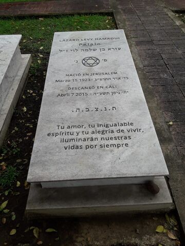 Lápida de Lazaro Levy Hamaoui