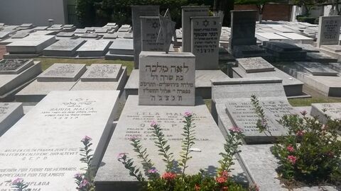 Lápida de Lela Malca