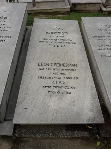 Lápida de Leon Creimerman