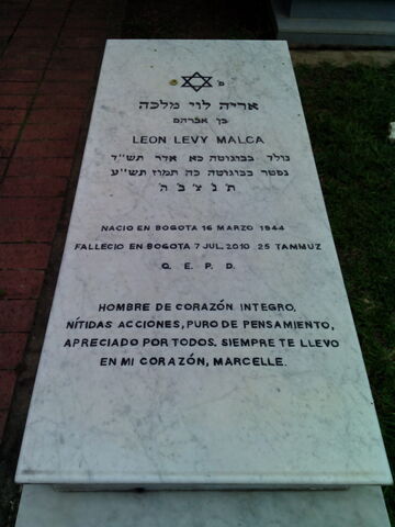 Lápida de Leon Levy Malca