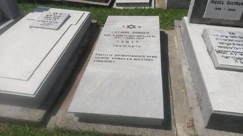 Lápida de Lothar Zanger