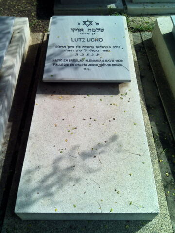 Lápida de Luis Lutz Ucko