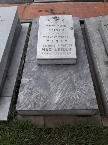 Lápida de Max Leiser