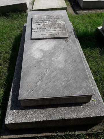 Lápida de Paula Oppenheimer de Lobbenberg