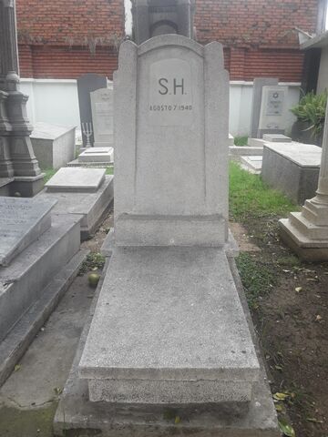 Lápida de S.h.