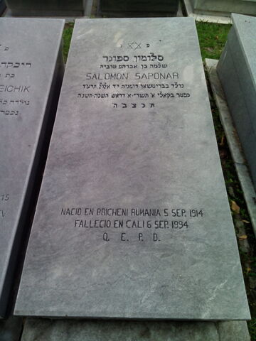 Lápida de Salomon Saponar