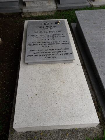 Lápida de Samuel Nessim