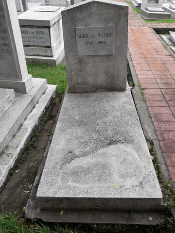 Lápida de Sara de Milhem