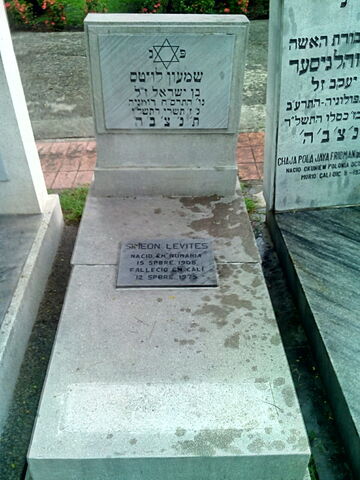 Lápida de Simeon Levites