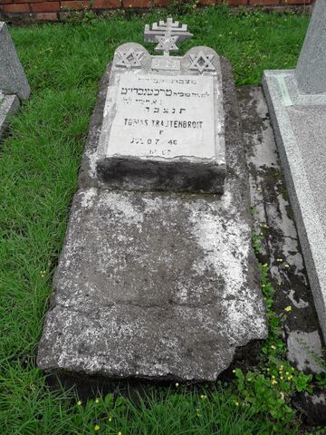 Lápida de Tobias Trautenbroit